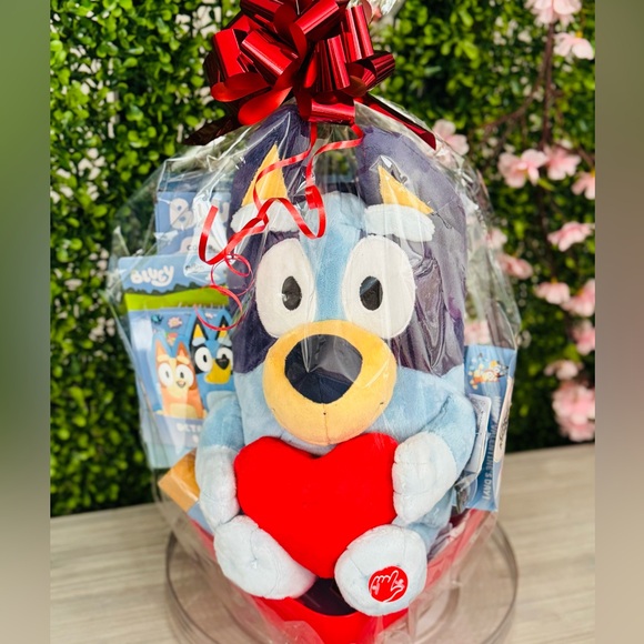 New Bluey Plush Heart light up Valentines Gift Basket